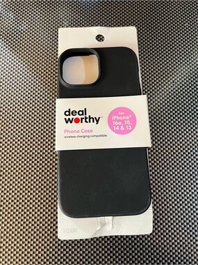 Dealworthy MagSafe Black iPhone Case for iPhone 16e/15/14/13